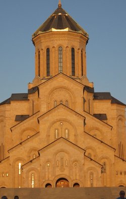 Sameba-Kirche: Die Kirche im abendlichen Licht