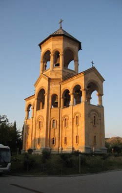 Sameba-Kirche: Glockenturm