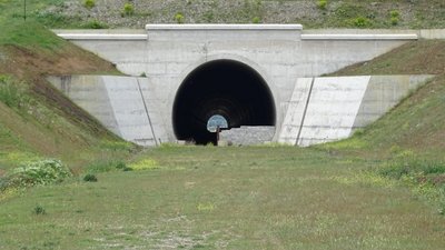 Tunnel für Bahnstrecke: Neubau der Umgehung für Bahn in Tbilissi