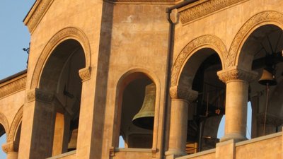 Sameba-Kirche: Detailansicht des Glockenturm