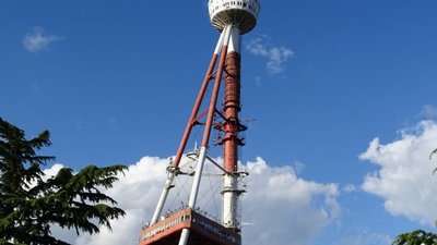 Fernsehturm: Der Fernsehturm in Tbilissi