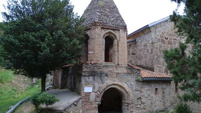 Kloster Schiomgwime: Das Grab des Heiligen Schio