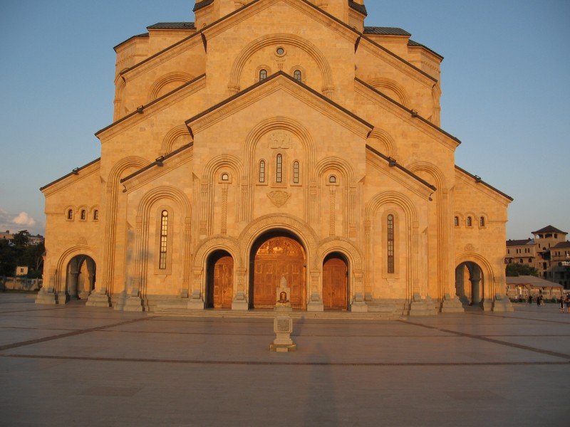 Sameba-Kirche: Die Sameba-Kirche im Abendlicht