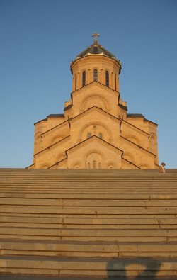Sameba-Kirche: Sameba-Kirche vom Eingang her gesehen