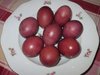 Traditionen in Georgien - Georgische Orthodoxe Kirche und Kalender: Ostern, Osterfest, rot gefärbte Eier, Kuchen, Anstoßen mit Eiern