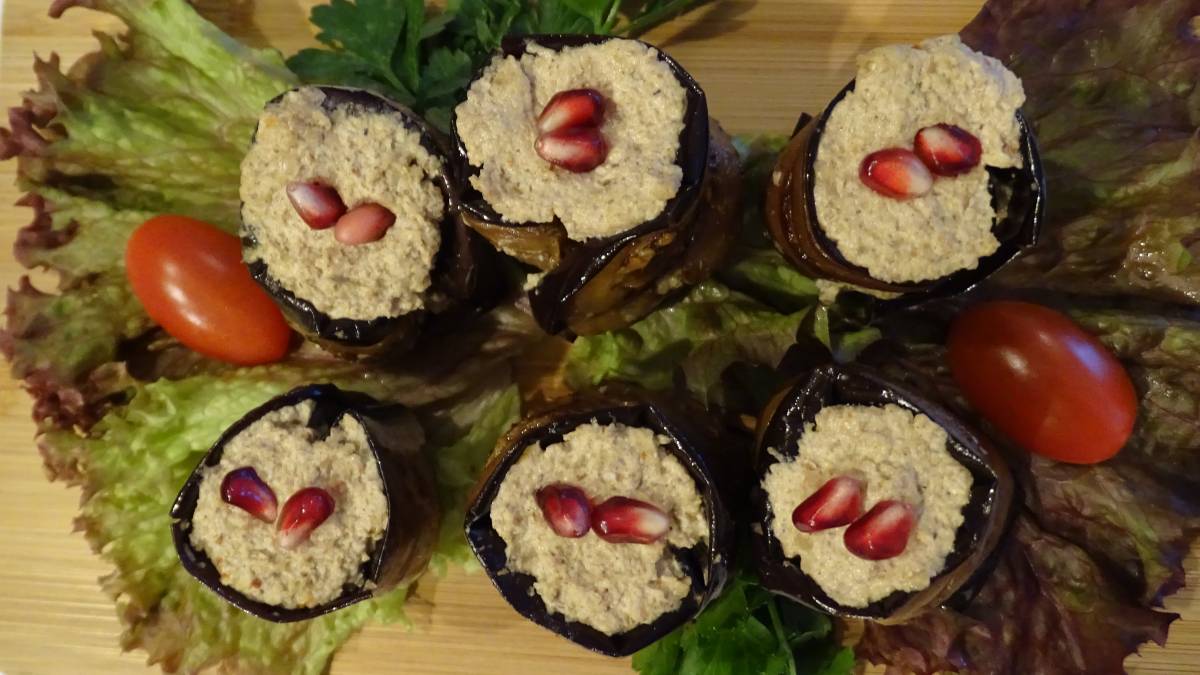 Badridschani: Auch bei Vegetariern sind gefüllte Auberginen sehr beliebt