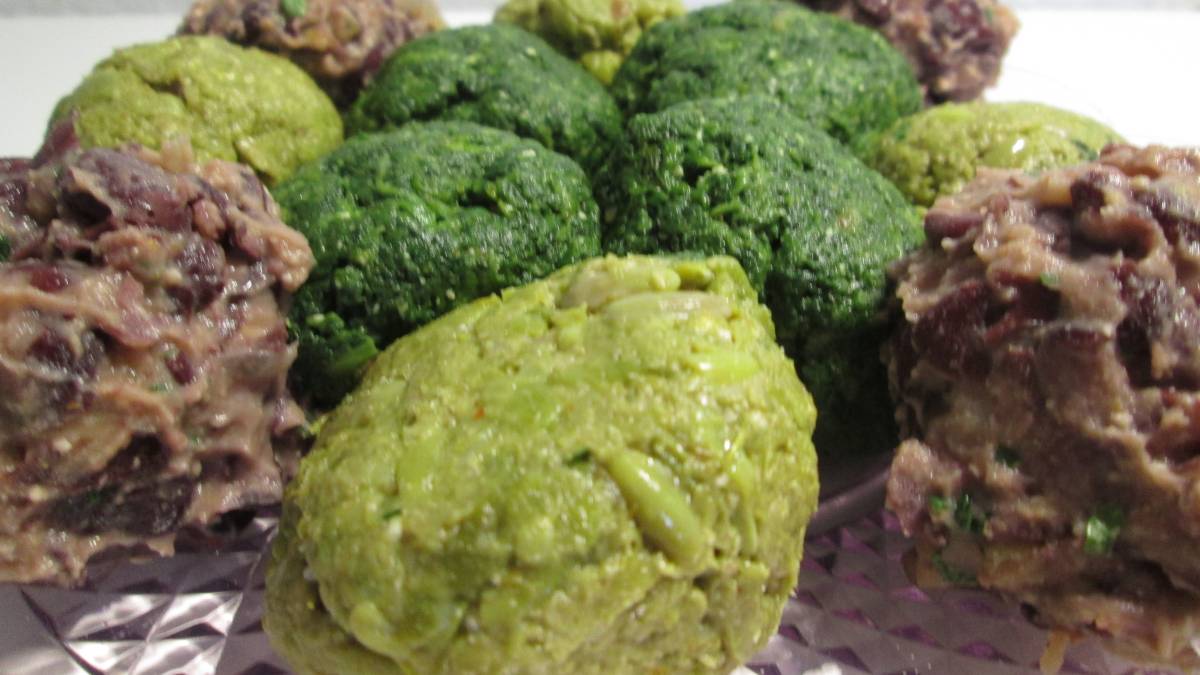 Lobio: Mit roten Bohnen lässt sich das Gericht auch als Eintopf verwenden