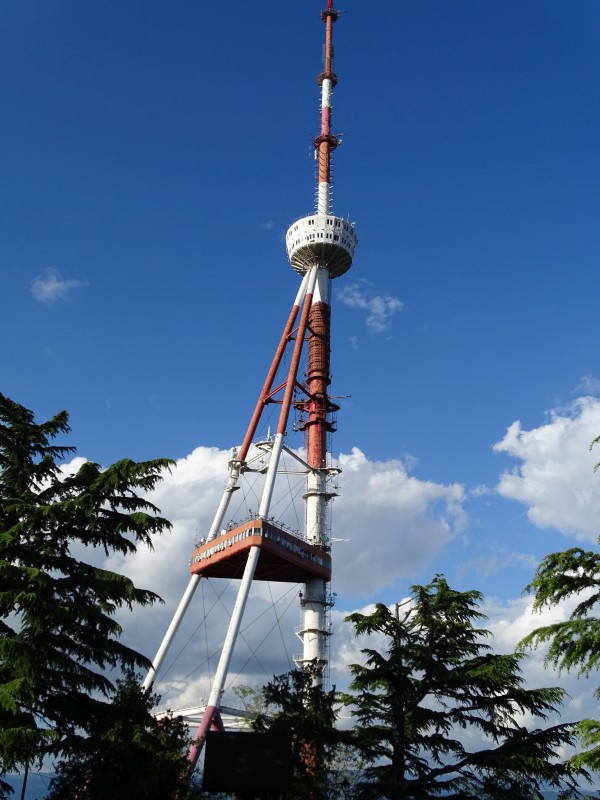 Fernsehturm: Der Fernsehturm in Tbilissi