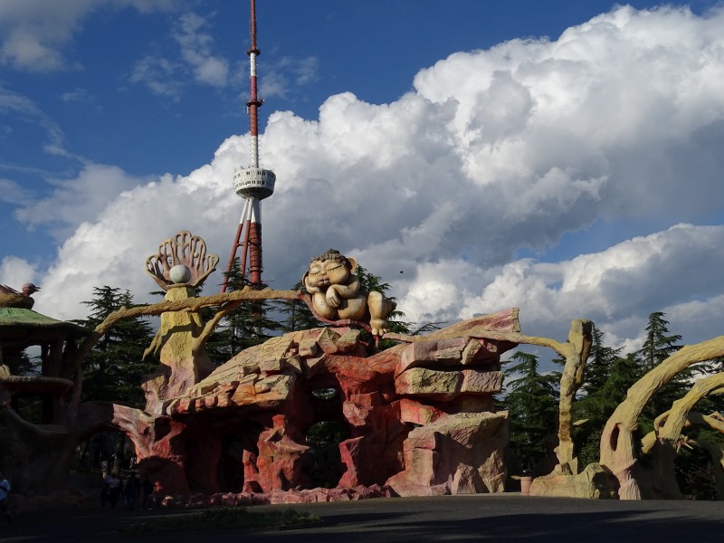 Vergnügungspark Mtazminda: Eingang zum Park