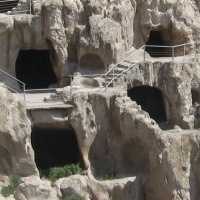 Bildergalerie der Höhlenstadt Wardsia in Südgeorgien