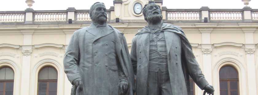 Akaki Zereteli: georgischer Schriftsteller und Dichter - Autor für Theater, Gedichte, Romane in Georgien - Themen: Freiheit und Kampf um Unabhängigkeit Akaki Zereteli: georgischer Schriftsteller und Dichter - Autor für Theater, Gedichte, Romane in Georgien - Themen: Freiheit und Kampf um Unabhängigkeit