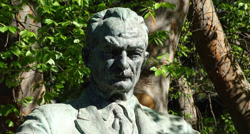 Ekwtime Takaischwili ✔ Historiker und Archäologe ✔ Entdecker von Manuskripten ✔ rettete georgischen Staatsschatz vor russischen Besatzern im Exil Ekwtime Takaischwili ✔ Historiker und Archäologe ✔ Entdecker von Manuskripten ✔ rettete georgischen Staatsschatz vor russischen Besatzern im Exil