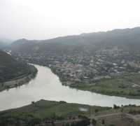 Zusammenfluss von Aragri und Mtkwari bei Mzcheta - Reisebericht Georgien 2001 Tourismus, Touristen, Urlaub