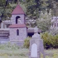 Pasanauri - Georgische Heerstraße - Festung Ananuri, Stausee, Baden, Sommer, Gudauri - Essen und Trinken, Übernachten, Region der Chinkali - Reisebericht Georgien 2004 Tourismus und Touristen Urlaub Reise Pasanauri - Georgische Heerstraße - Festung Ananuri, Stausee, Baden, Sommer, Gudauri - Essen und Trinken, Übernachten, Region der Chinkali - Reisebericht Georgien 2004 Tourismus und Touristen Urlaub Reise