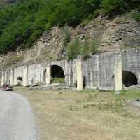 Lost Places in Georgien: Projekt zum Bau eines Tunnels im Kaukasus von Tbilissi nach Wladikawkaz - Eisenbahn, Verkehr, Sowjetunion, Georgien, Russland, Ruine, Leeres Gebäude, Tunnelportal Lost Places in Georgien: Projekt zum Bau eines Tunnels im Kaukasus von Tbilissi nach Wladikawkaz - Eisenbahn, Verkehr, Sowjetunion, Georgien, Russland, Ruine, Leeres Gebäude, Tunnelportal
