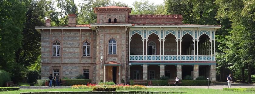 Zinandali ✔ Villa Alexander Tschawtschawadse ✔ Region Kacheti in Ostgeorgien ✔ Weingut georgischer Wein ✔ Weinbau Zinandali ✔ Villa Alexander Tschawtschawadse ✔ Region Kacheti in Ostgeorgien ✔ Weingut georgischer Wein ✔ Weinbau